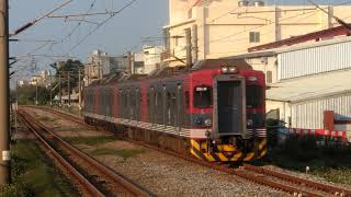 台鐵2512次EMU500型[しなの鉄道]彩繪區間車進站(三姓橋)