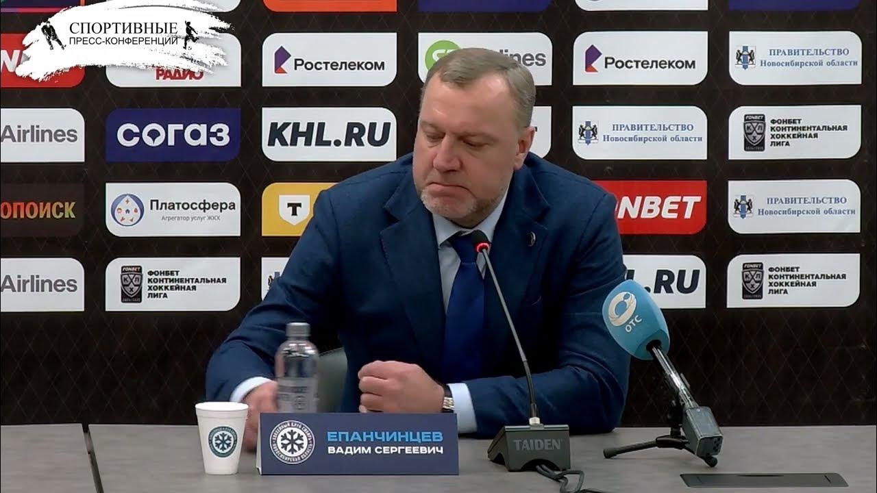 Аншлаг плей-офф: проблему "лишнего билетика" хоккейный "Адмирал" из Приморья реш