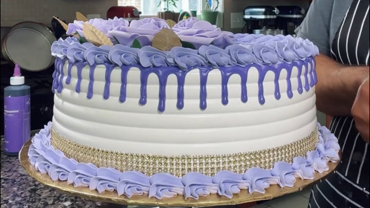 Mi cliente pagó por este pastel y nadie venía a recoger.. me sentí mal por el.