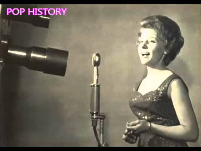 YouTube पर JANA PETRŮ - Pozor, bossa nova! (1963) देखें YouTube पर JANA PETRŮ - Pozor, bossa nova! (1963) देखें