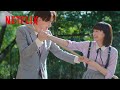見上愛 x 宮世琉弥 - 唯千花に"一本"を取られる真木💘 | 恋愛バトルロワイヤル | Netflix Japan