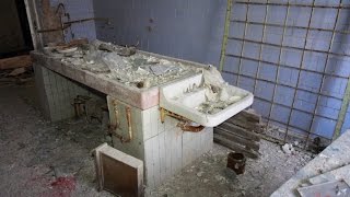 Припять. Морг МСЧ-126. Pripyat: Hospital MsCh-126,  Morgue. 4К(Одно из жутких мест в Припяти это морг МСЧ-126 . http://www.chernobylzone.com.ua/ . Мой ВКонтакт: https://vk.com/n1kolay_o Фейсбук: https://www.f..., 2016-08-12T16:26:57.000Z)