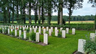 War Cemetery  Arnhem Oosterbeek