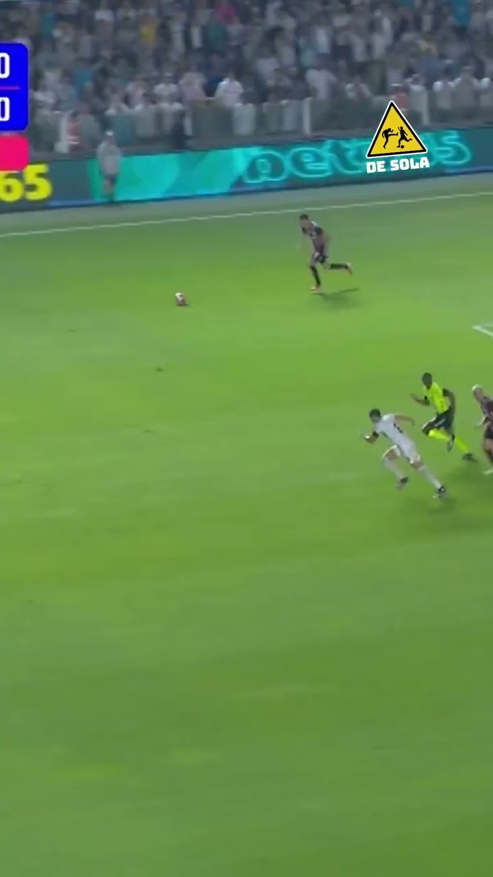 O TIQUINHO JÁ TÁ INSPIRADO PELO NEYMAR E TIROU O SÃO PAULO PRA DANÇAR! #shorts