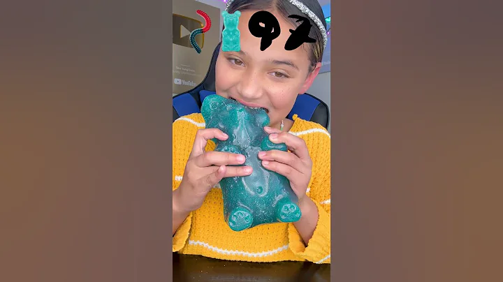 Sour Family GIANT Gummy Animal Challenge! 😱