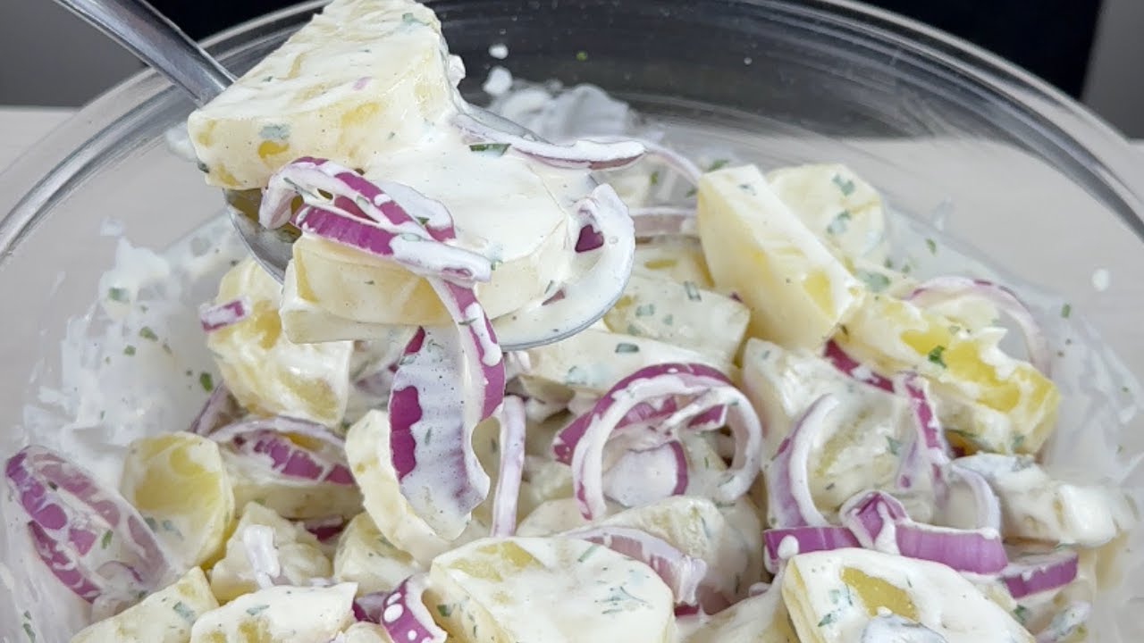 A salada alemã mais saborosa que já fiz para o natal!