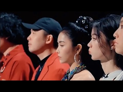 这沙哑的嗓音，听哭了有故事的人……# 伤感情歌【匆匆过客good】
