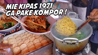 GA TAU MANA YG PERTAMA JUALAN, MIE KIPAS INI GA PAKE KOMPOR MINYAK DARI AWAL!