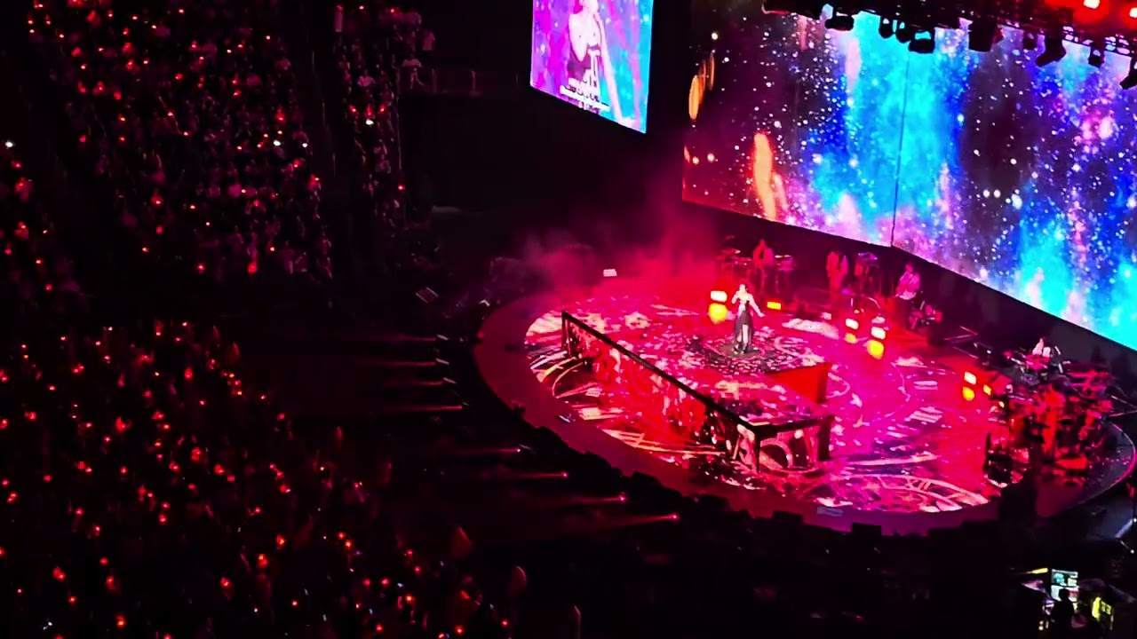 [4K] IU - Above the Time + You&I  HEREH World Tour // Prudential Center - Newark