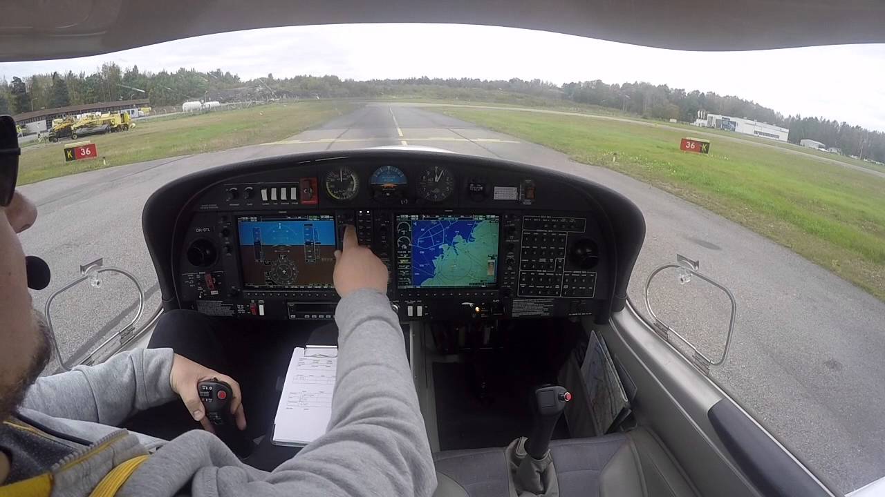 Erään koululennon anatomia (OH-STL)