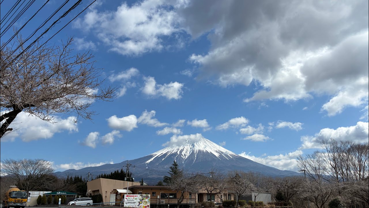 ハンドパン・ドラマー奥村将和 がライブ配信中！