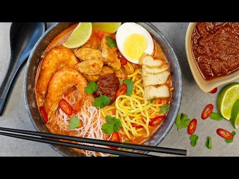 My easy laksa recipe is perfect for when that noodle soup craving hits hard. Ready in 15 minutes! Ge. 