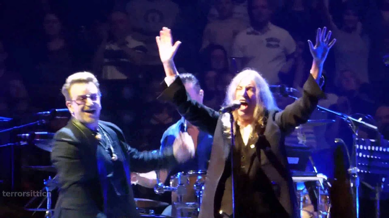 U2 Bad / People Have The Power (with Patti Smith), London 2015-10-29 - YouTube