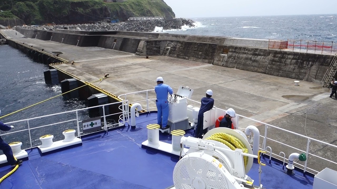 東海汽船さるびあ丸　利島入港シーン
