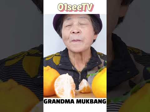 <strong>영원할머니의</strong> 새콤달콤 한라봉 먹방!🍊 #short