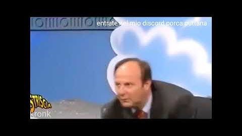 gerry scotti incula un tavolo