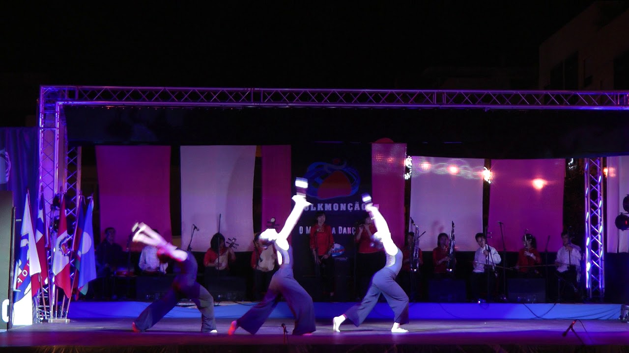 Chinese classic dance: Caligraphy within the dance folcloristico sinonimo