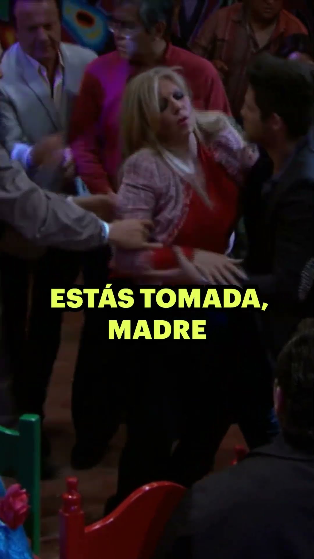 Nunca falta la tía mala copa ?? #hastaelfindelmundo #tlnovelas