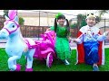 Emma & Lyndon Pretend Play w/ Children Princess Carriage Toy