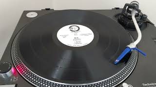 M.K. 'Burning' (Vibe Mix). 1991 Area 10 Records.