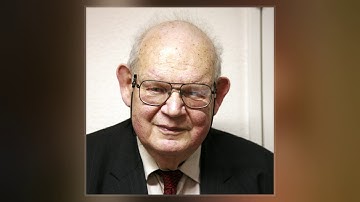 Benoit Mandelbrot