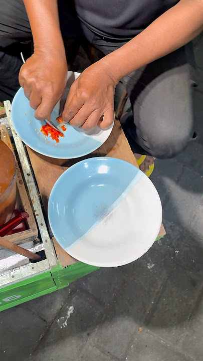 Crush the chilies first so they are evenly spicy.