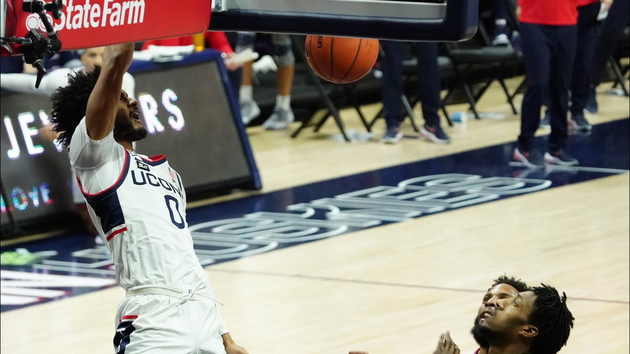 James Bouknight, Jalen Gaffney sign NLIs with UConn