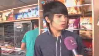 Hap var , cigara var , ot var  Sana Ne Lazım Abi