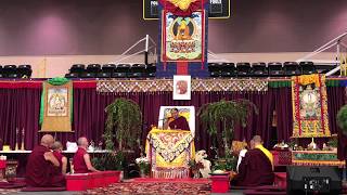 HH Sakya Trichen Rinpoche - Avalokiteshvara Empowerement of Great Compassion & Mahamudra Clip 3