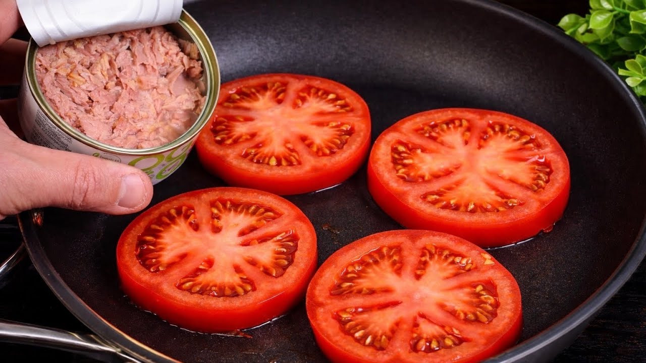 Tuna with tomatoes – better than pizza! My grandma’s old recipe is brilliant!