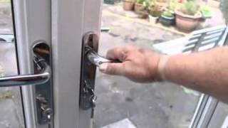 Locksmiths - Advanced Locksmiths - 1st 4 Cars Autolocksmiths