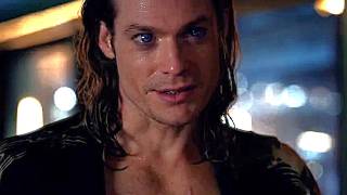 The Vampire Lestat ✮ Are you ready for #TheVampireLestat.’s big tour? 🩸🎸 Teaser ✮