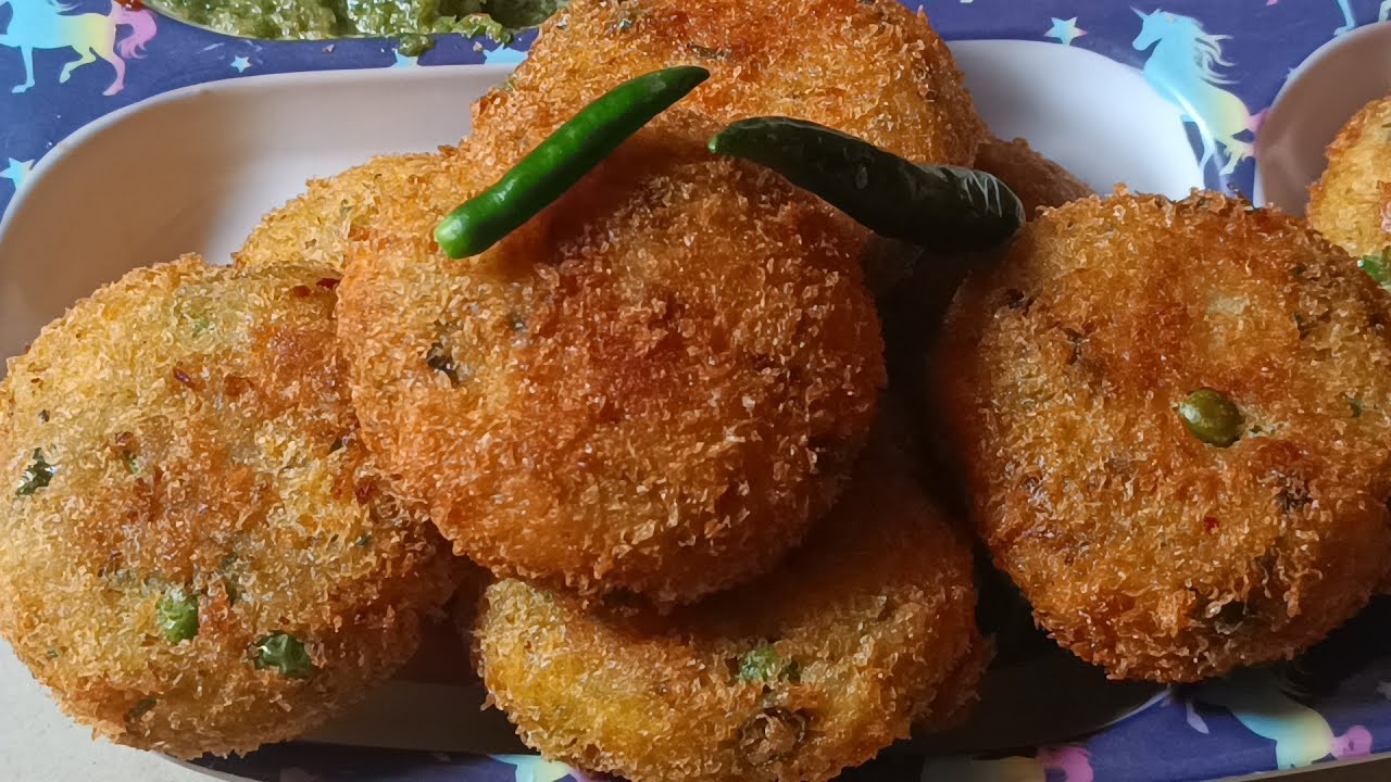 Crispy Aloo Poha Cutlet Recipe | आलू पोहा कटलेट | Crispy Poha Aloo ...