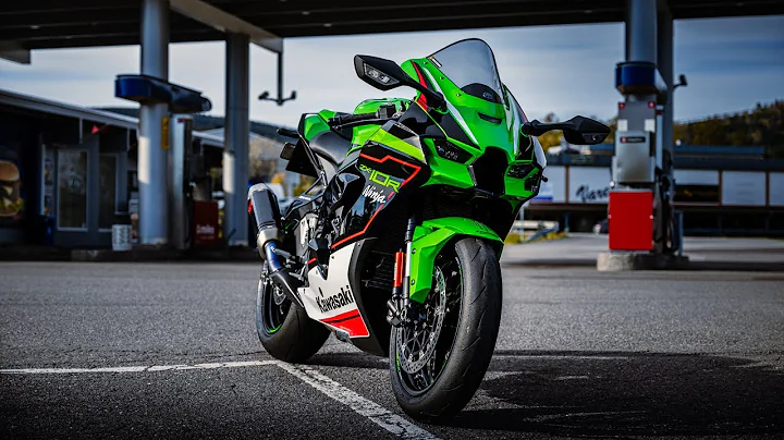 2021 Kawasaki ZX-10R - First Test Ride