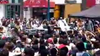 COMMON PERFORMS LIVE AT STARBUCKS ON 3RD ST. PROMENADE 3