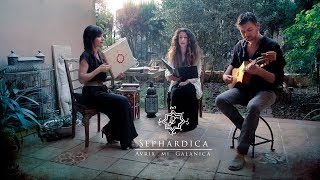 Vignette de la vidéo "Abrix me galanica. Música Sefardí. Emilio Villalba & Sephardica"