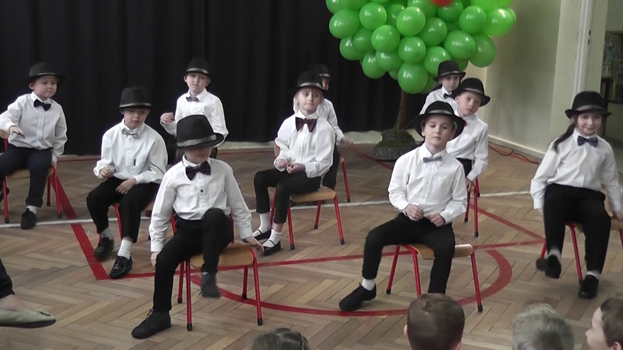 Танец джентльменов в детском саду на выпускной. Шляпа для танца джентльменов. Шляпа для мальчика для танца. Танец джентльменов средняя группа.