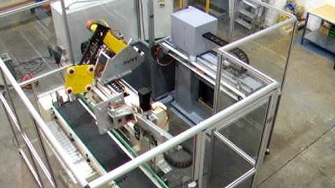 DB Automation demonstrates its high speed injection moulded cap de-mould automation