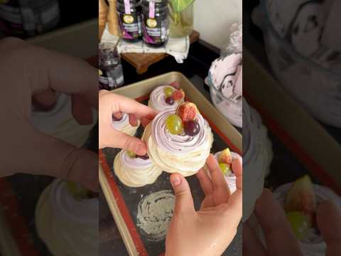 البافلوفا الروسية أسهل وألذ تحلية 