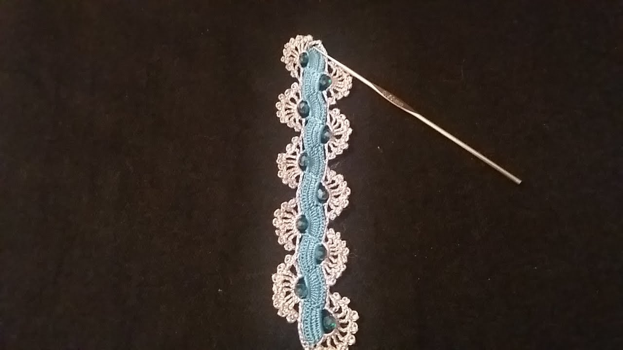 موديل كروشي لتزين الجلابة/سفيفة بالكروشي/زواقة كروشي لنصف طوق او هبطة الجلابة