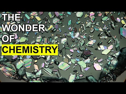 Fast Crystallization Process - A Time Lapse Video