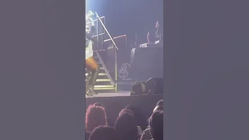Ashanti Performs Her New Song Ashanti 
