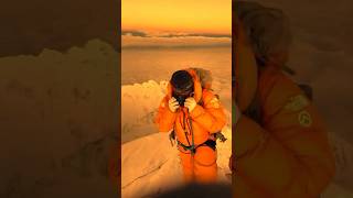 Mount Everest climbers on the top of 8848 mt climbing #mountains #viralshorts #climbing#mounteverest