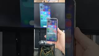 How to project a screen on an electronic whiteboard with an Apple mobile phone?