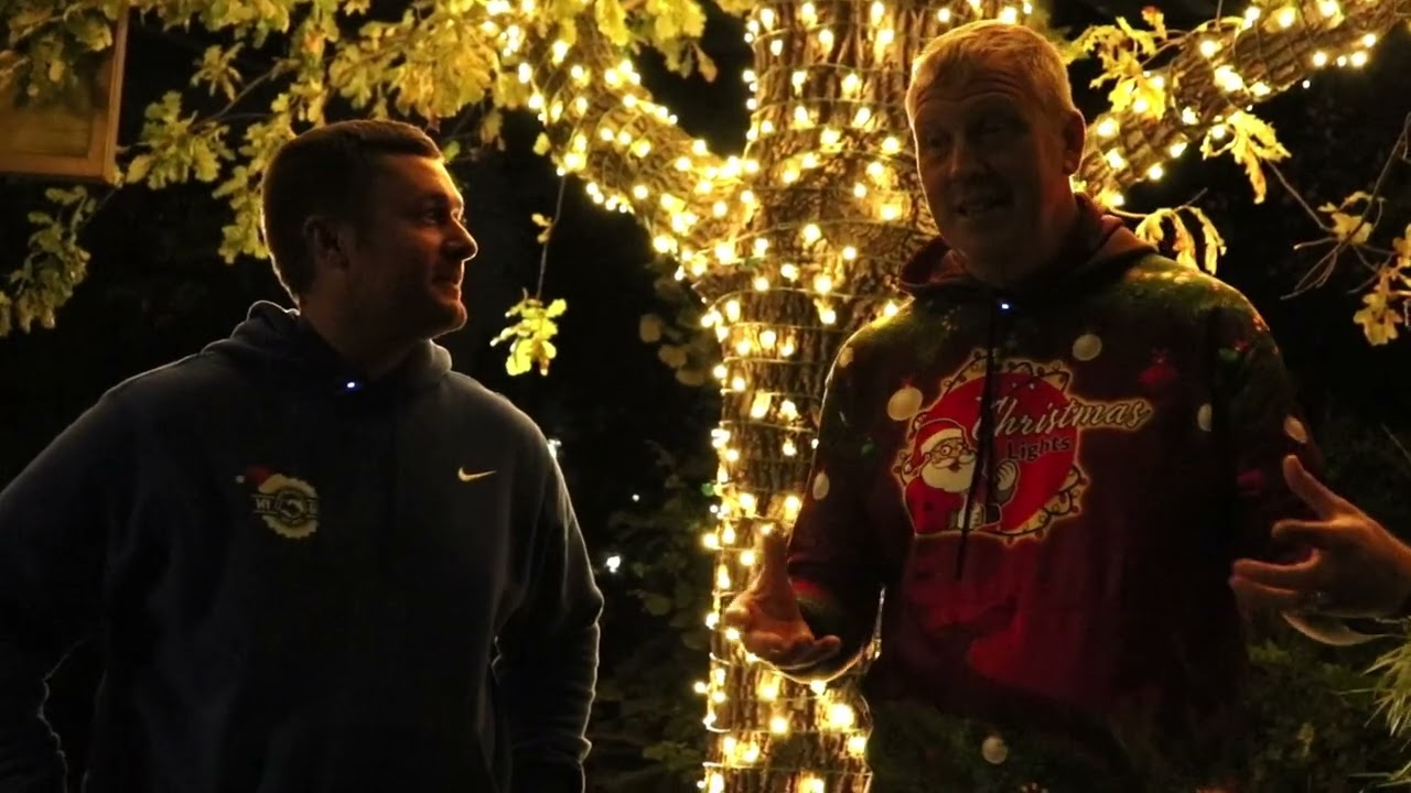 Landing Big Deals: How to Get Commercial Christmas Lights Installations