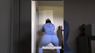 Sexy Latina in leggings candid