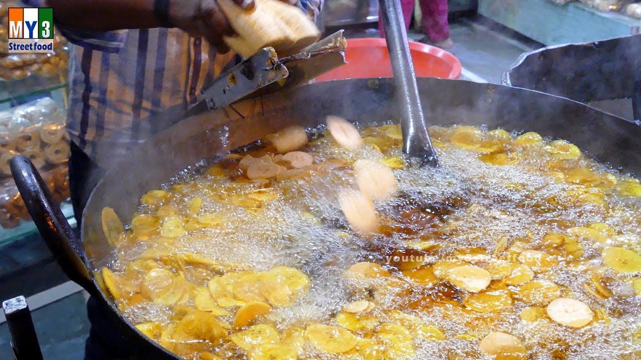 BANANA CHIPS | Sanpada Station | MUMBAI STREET FOOD | 4K VIDEO | UHD VIDEO street food