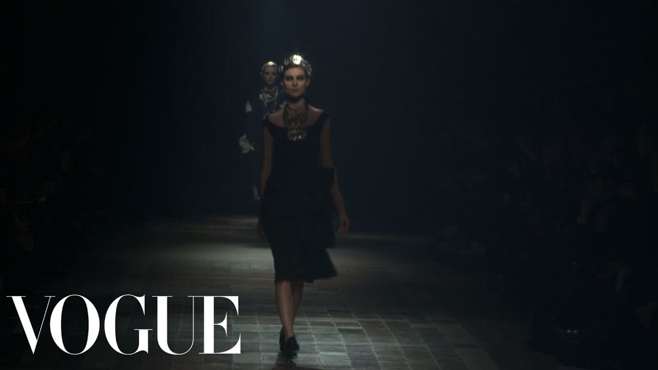 Louis Vuitton Ready to Wear Fall 2013 Vogue Fashion Week Runway