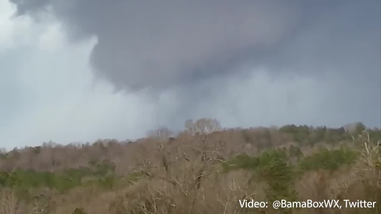 Video shows tornado in Autauga County, Alabama