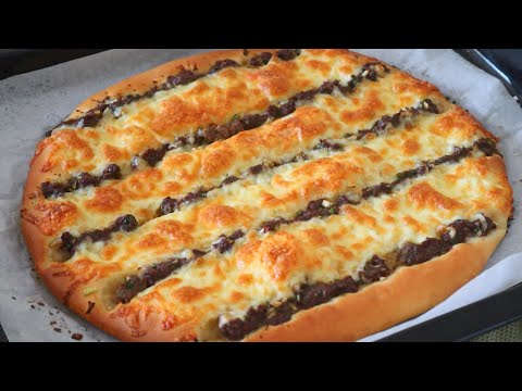 Bu TARİF OLAY OLUR! 🔥 250 GR KIYMA ile EFSANE Kıymalı Kaşarlı Pide Tarifi | Tepsi Pidesi
